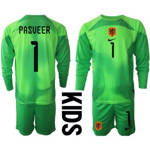 Nederländerna Remko Pasveer #1 Målvakt Hemmatröja Barn VM 2022 Långärmad (+ korta byxor)